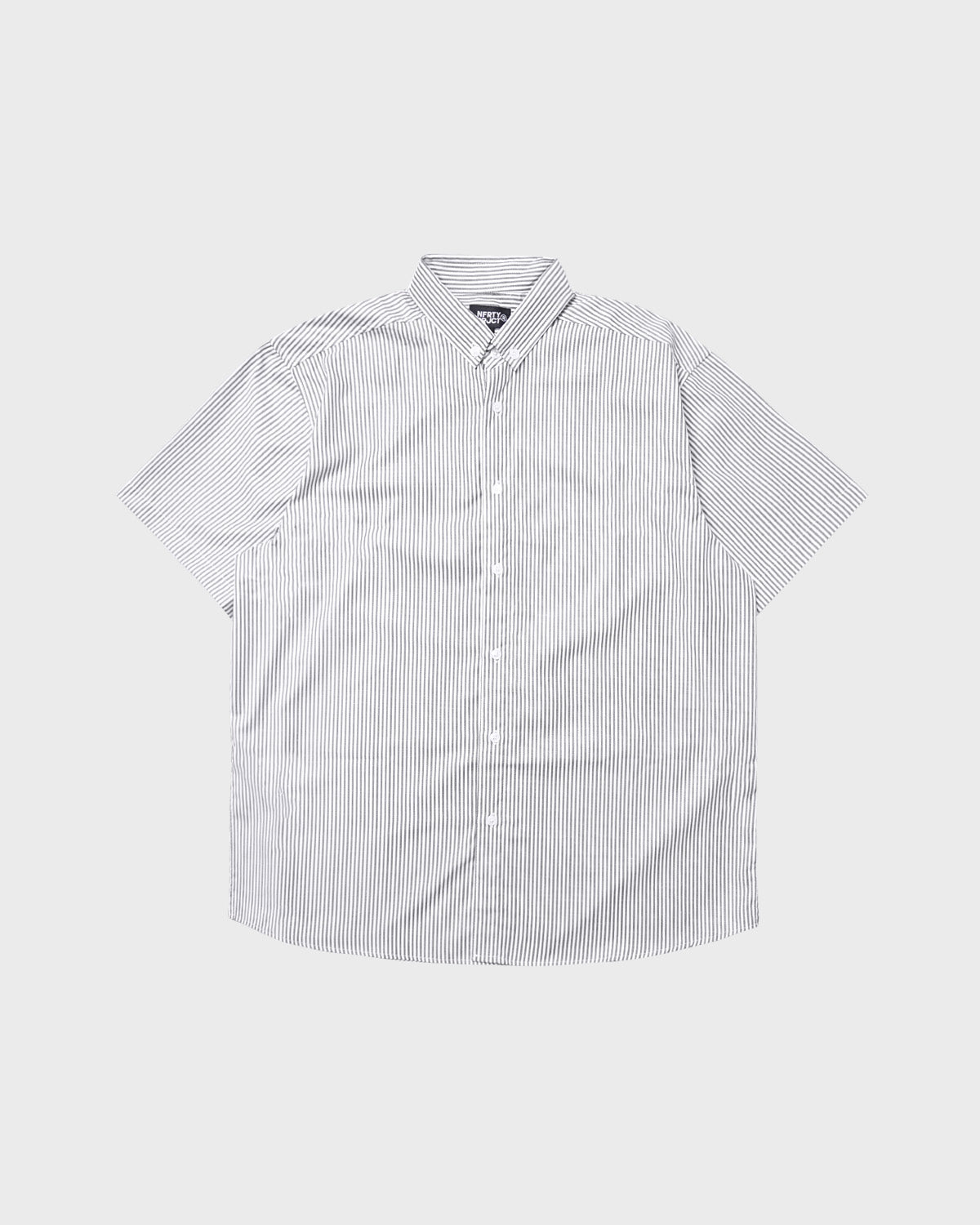 Kemeja Ukuran Besar Noforty Project Motif Garis Abu-abu Gamaru