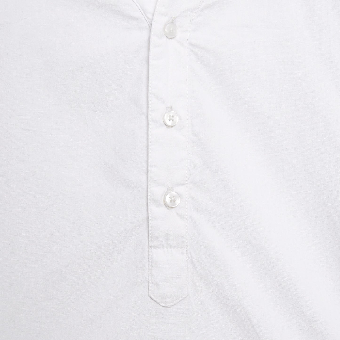 Noforty Project Kemeja Koko Oversize Short Sleeve Eden White