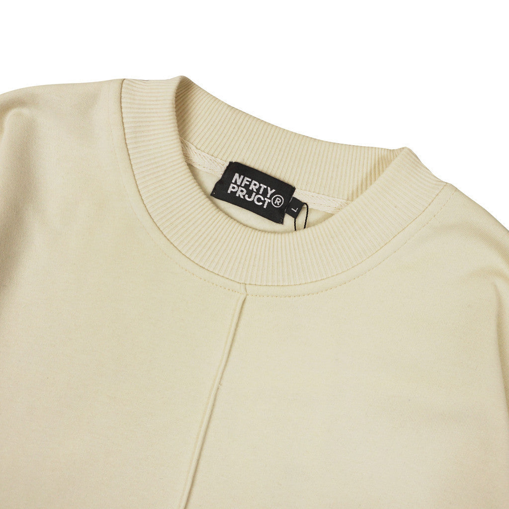 Sweater Crewneck Besar dari Noforty Project Bueno Broken White